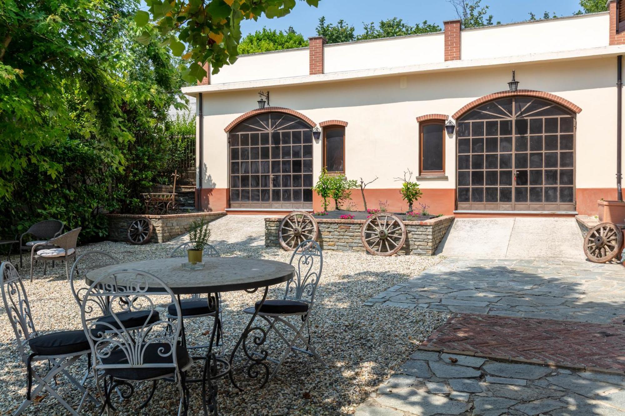 Piemonte Country House Agliano Terme Exterior foto